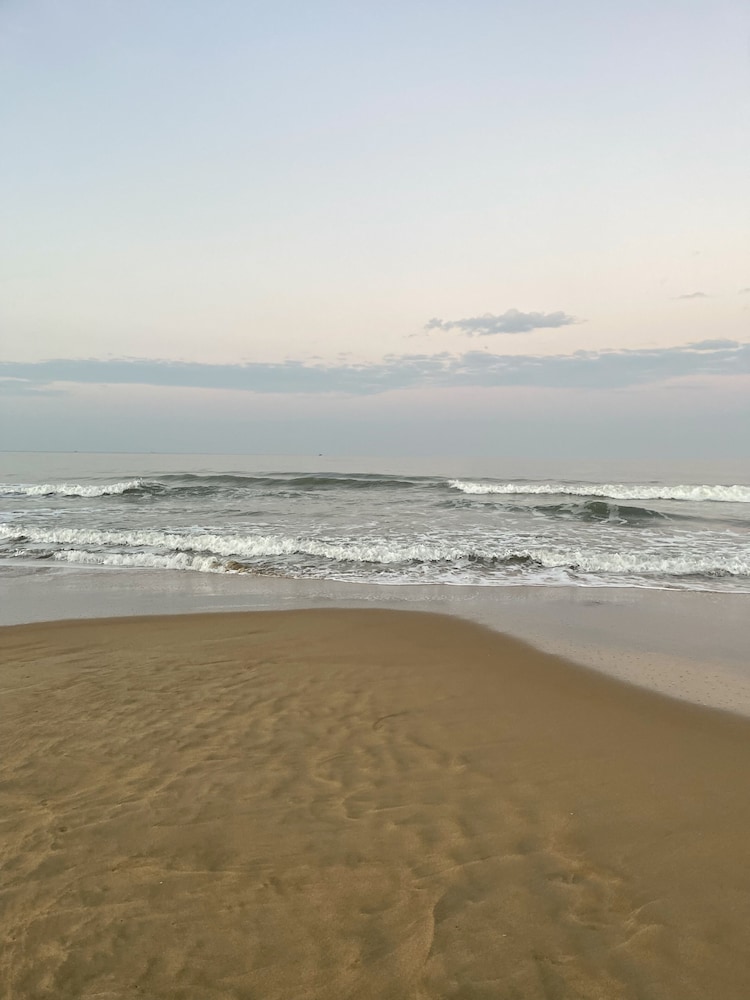 blue waves beach stay