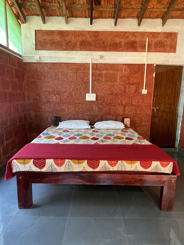 blue waves beach stay