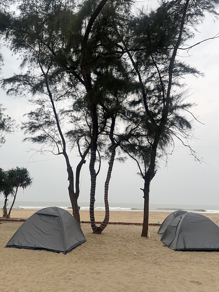 blue waves beach stay