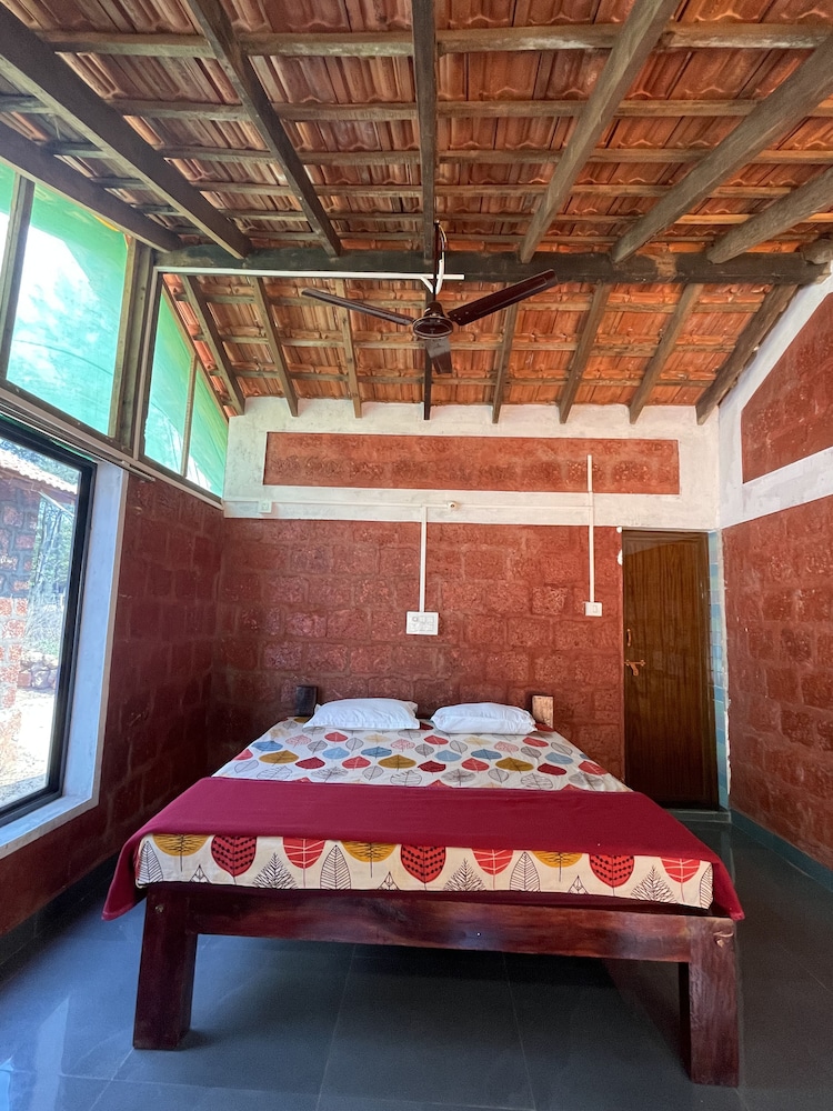 blue waves beach stay