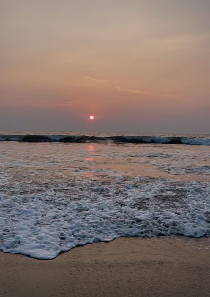 blue waves beach stay