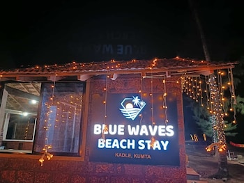 blue waves beach stay
