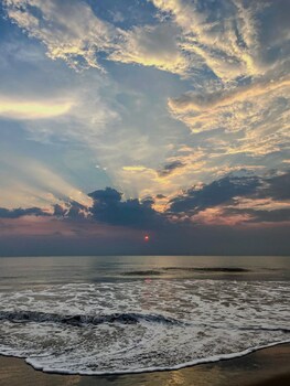 blue waves beach stay