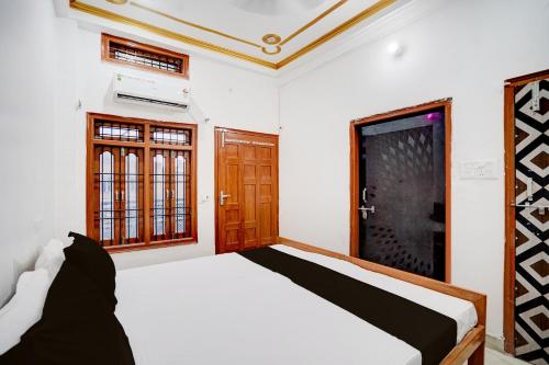 Hotel O Aarna Guesthouse,,3 star