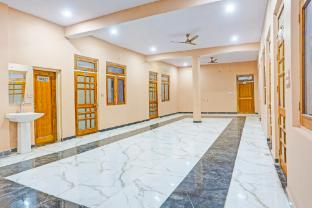Spot On Hitech Hotal,,3 star