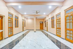 Spot On Hitech Hotal,,3 star