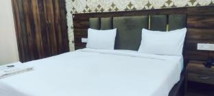 hotel raghubeer temple