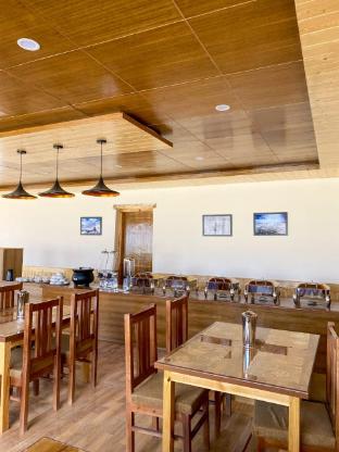 Falcon's Cottages,,2 star
