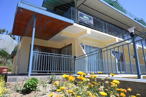 Himvan Stays,,5 star