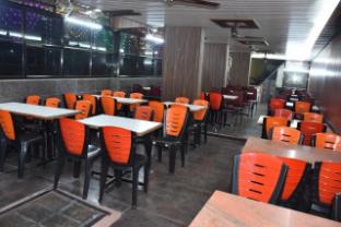 Hotel Dwarka Gauri,,3 star