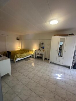 Mahasap Ramindhra Next To Mrt Station,,2 star