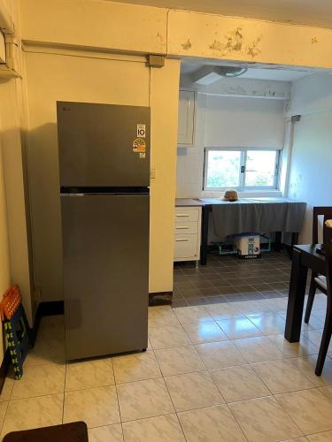 mahasap ramindhra next to mrt station