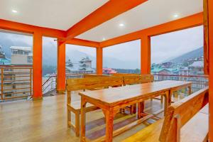 hotel o mall road near gurudwara manali formerly green view