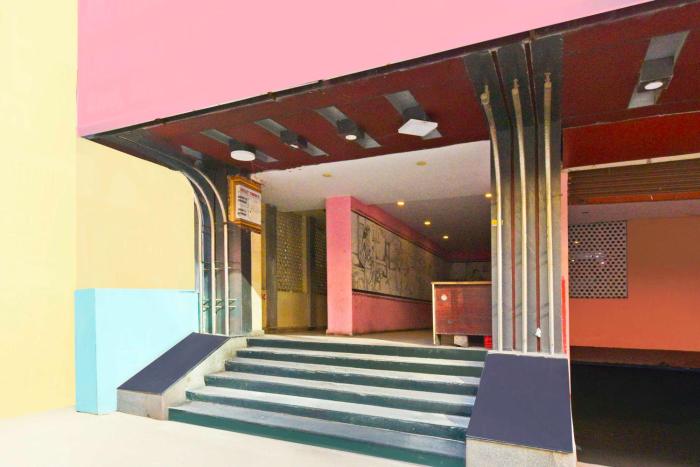 collection o ameerpet balkampet road