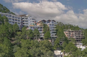 mountain breeze hill crest kasauli