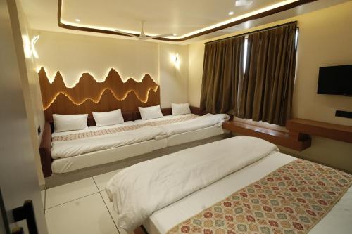 Shree Agrawal Palace,,3 star