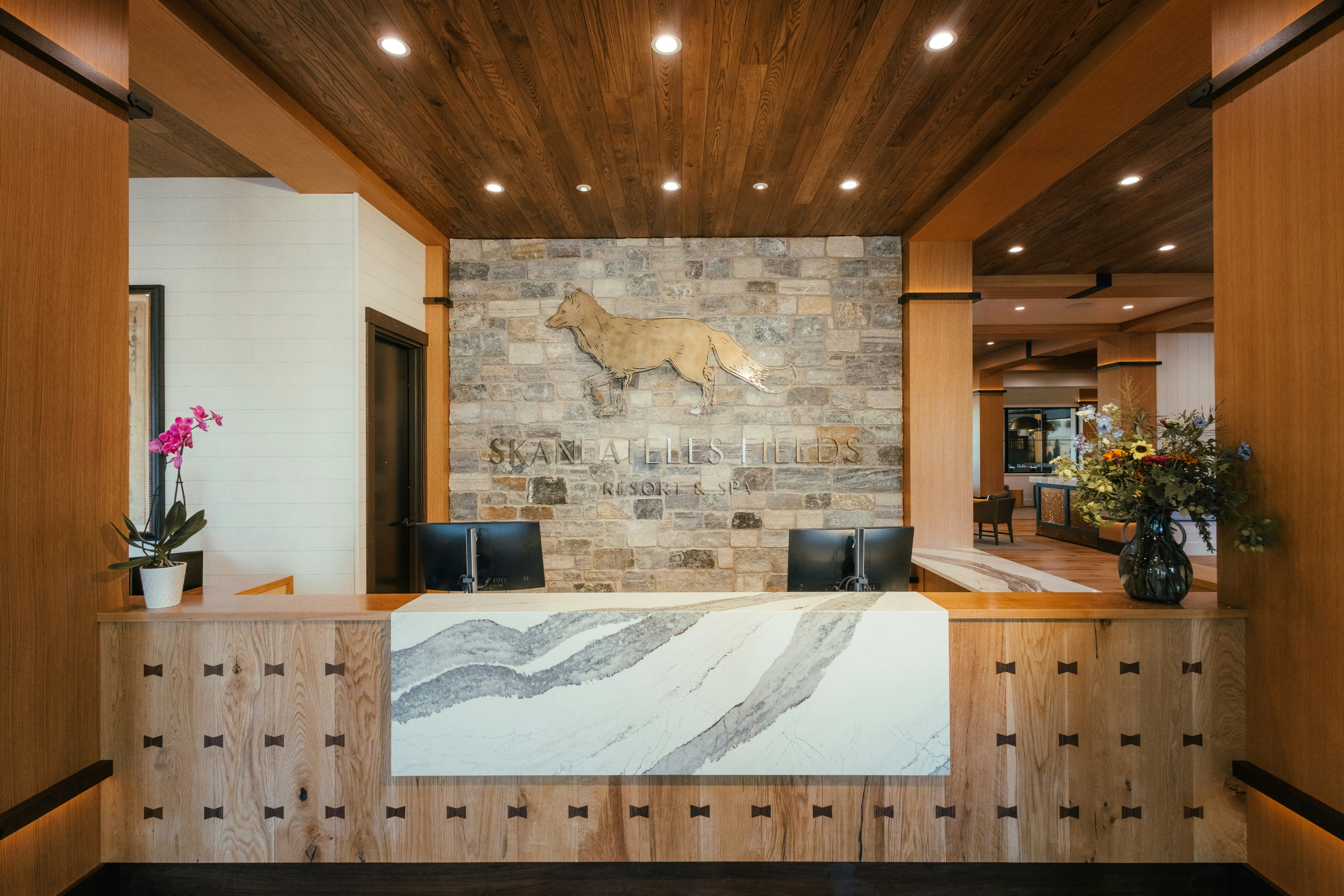 skaneateles fields resort and spa curio collection by hilton