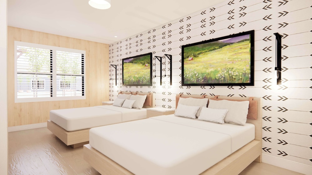 skaneateles fields resort and spa curio collection by hilton