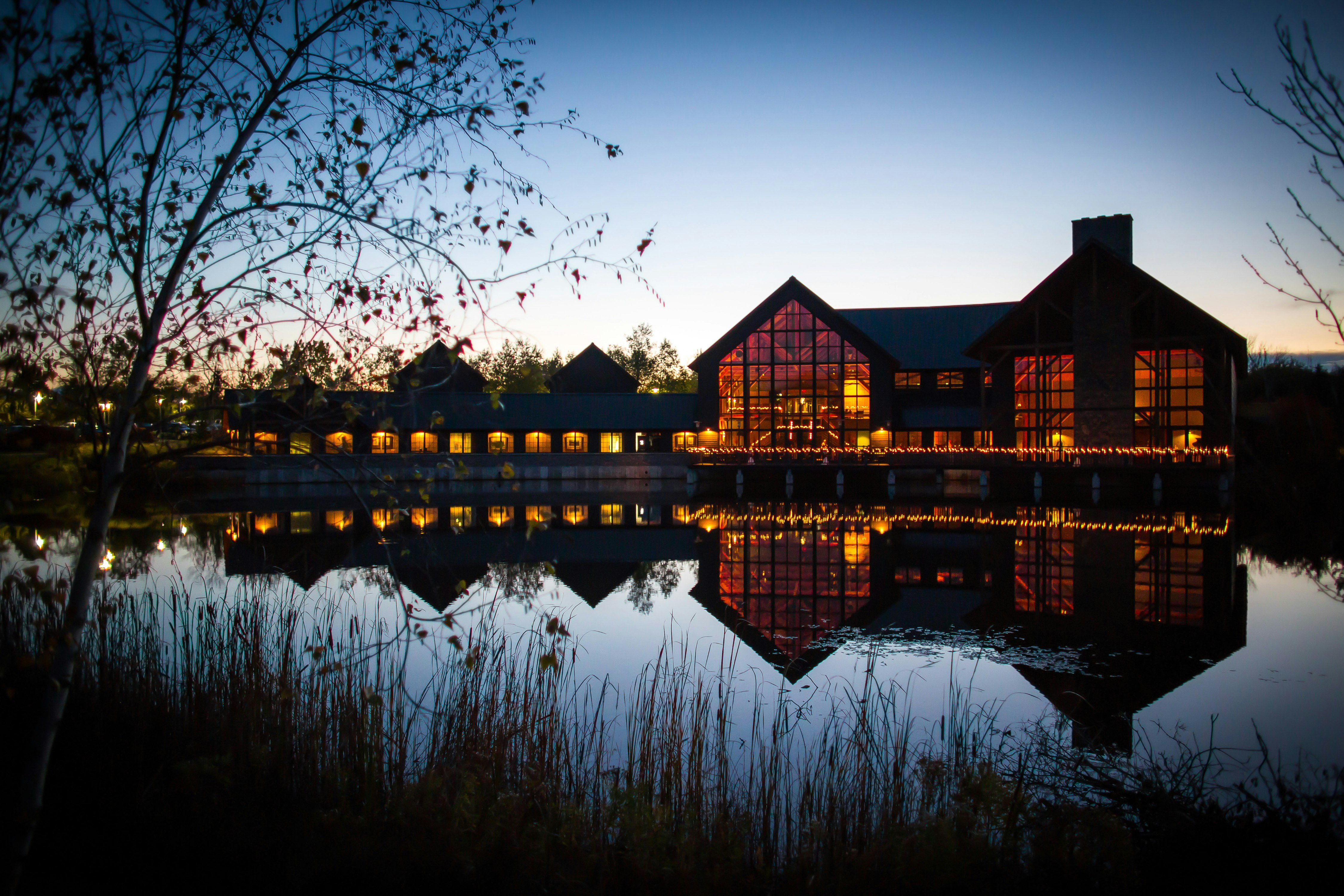 skaneateles fields resort and spa curio collection by hilton