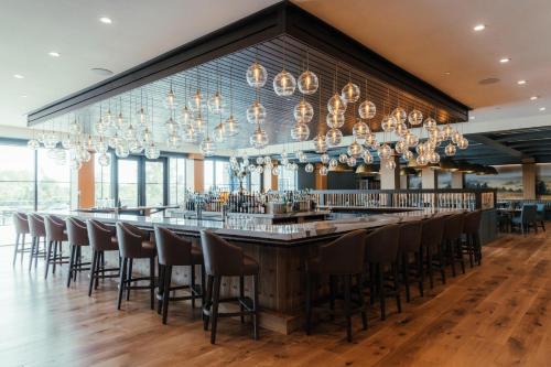 skaneateles fields resort and spa curio collection by hilton