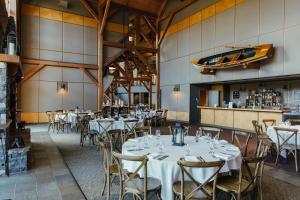 skaneateles fields resort and spa curio collection by hilton