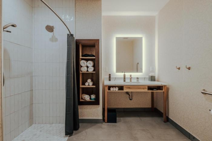 skaneateles fields resort and spa curio collection by hilton