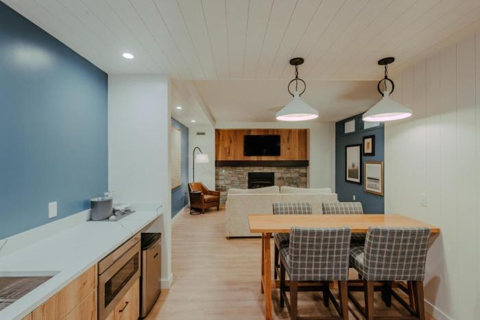 skaneateles fields resort and spa curio collection by hilton