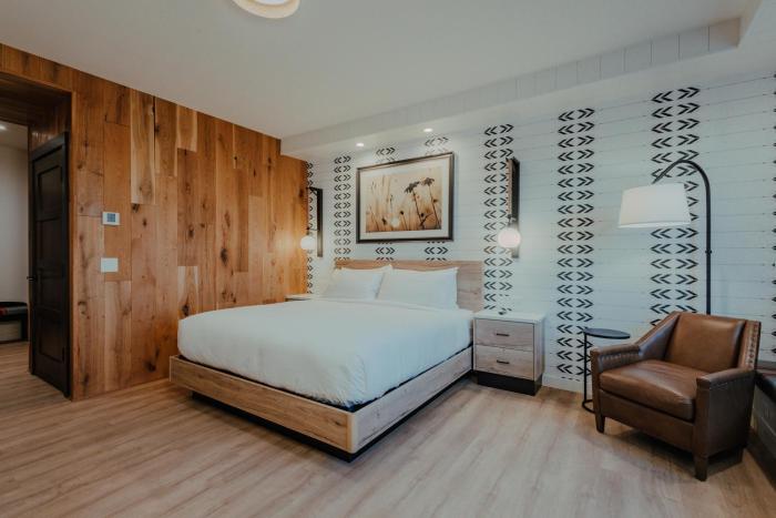 skaneateles fields resort and spa curio collection by hilton