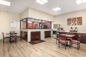Red Roof Inn Richmond, Va,,2 star