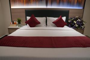 the orange hotel gachibowli