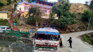 om som home stay barkot