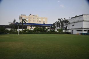 grand pinnacle lucknow