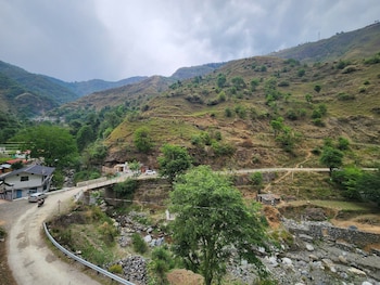neerangana retreat