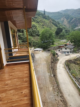 neerangana retreat