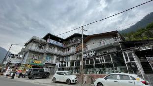 singh saab rooms and cafe