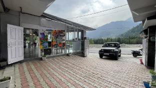 singh saab rooms and cafe