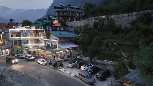 Singh Saab Rooms & Cafe,,3 star