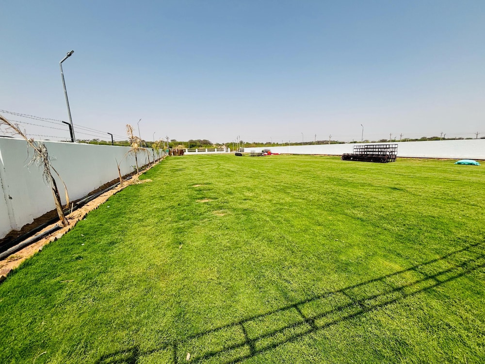 hotel shri tulsi residency