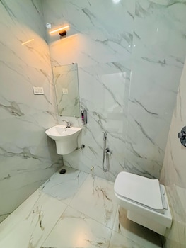 hotel shri tulsi residency