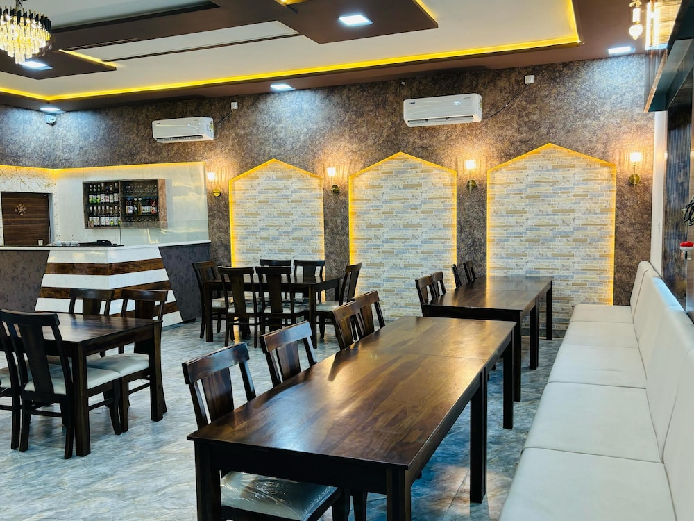hotel shri tulsi residency