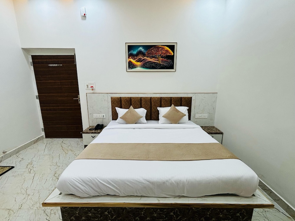 hotel shri tulsi residency