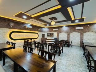 hotel shri tulsi residency