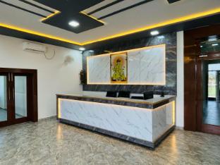 hotel shri tulsi residency