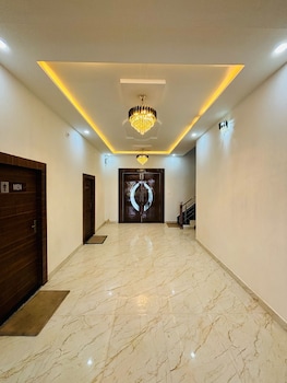 hotel shri tulsi residency