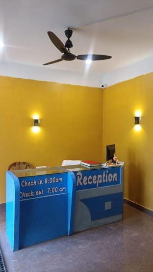 dhamstay sriman palace near golden beach swargadwa