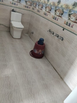 hotel kamal ganga and restaurant