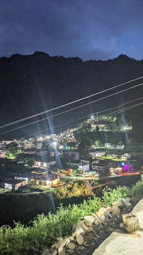 hotel kamal ganga and restaurant