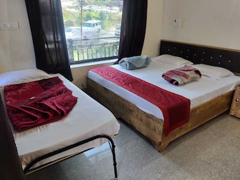 hotel kamal ganga and restaurant