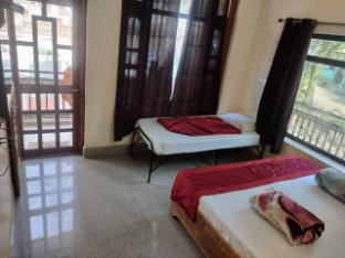 hotel kamal ganga and restaurant