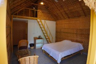 maharsh bamboo stays devanahalli